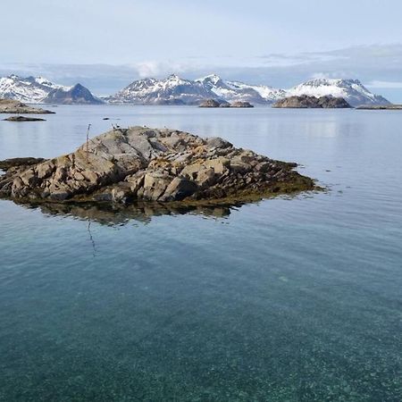Modern Apartment By The Sea In Henningsvær Buitenkant foto