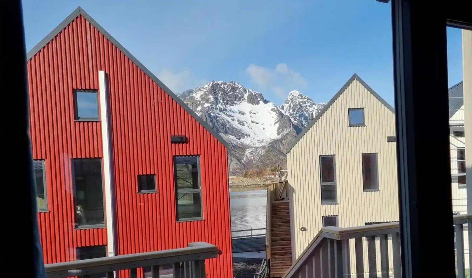Modern Apartment By The Sea In Henningsvær Buitenkant foto